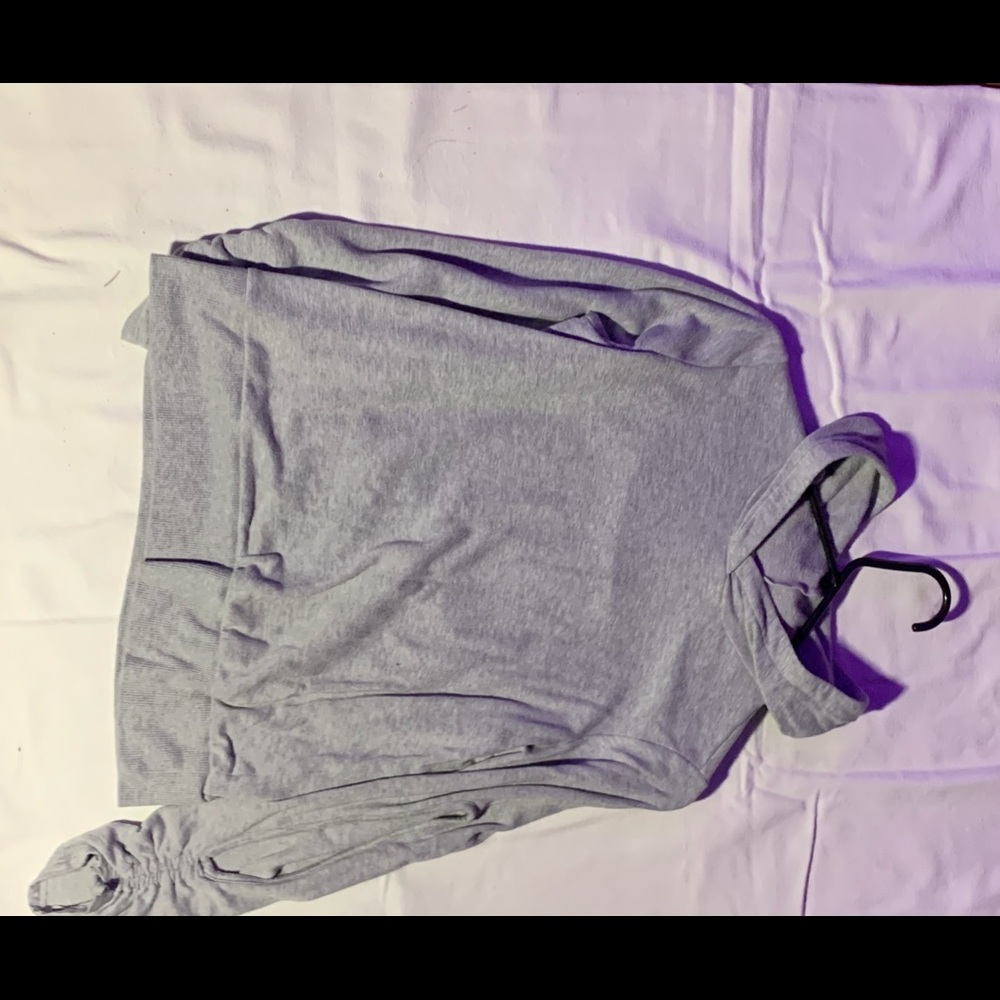 grey hoodie